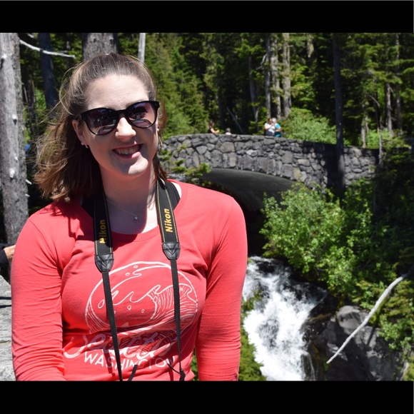 Meet your Posher, Anna - Picture 1 of 1